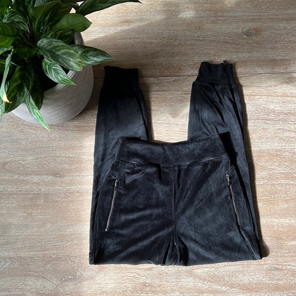 L’AGENCE Velvet Black Jogger Size XS - Picture 3 of 11